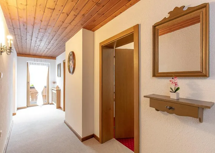 玫瑰园公寓酒店 * 朗根费尔德